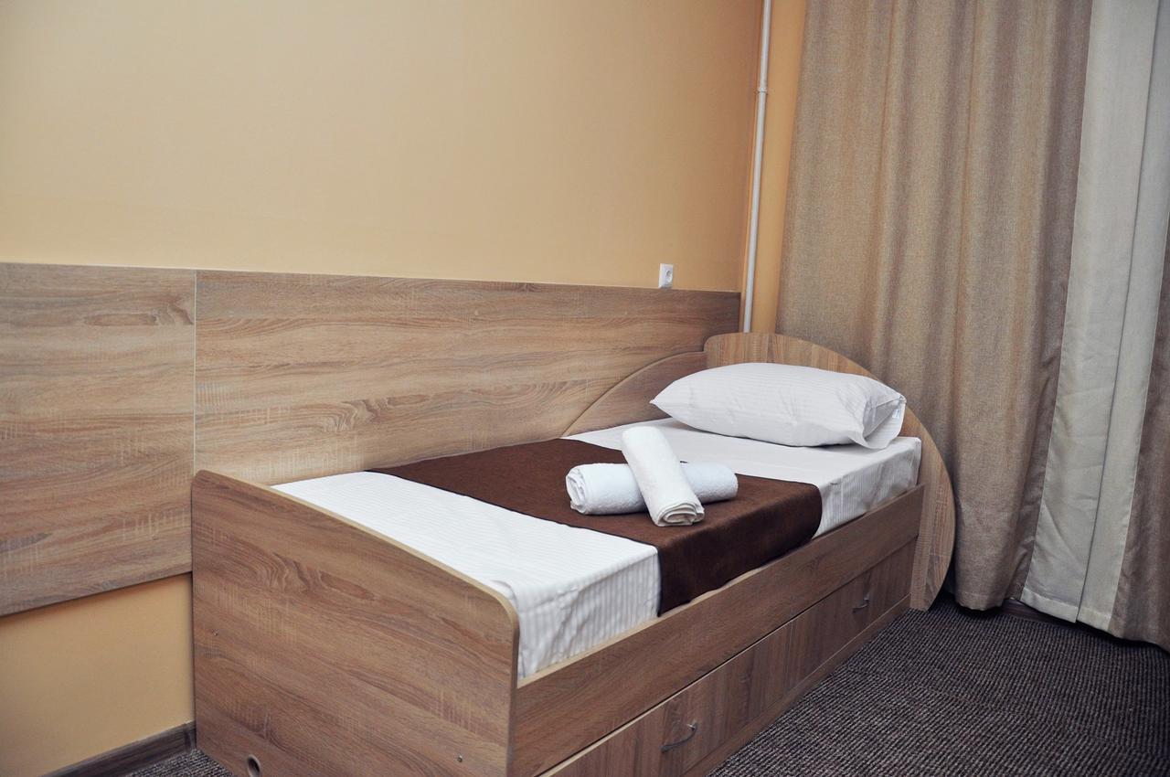 Hostel Skarbek'S Lwów Zewnętrze zdjęcie